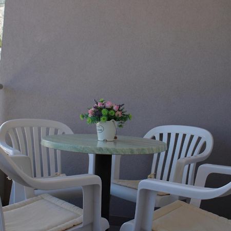 Apartment Bili-Sea View Apartment In The Center Makarska Buitenkant foto