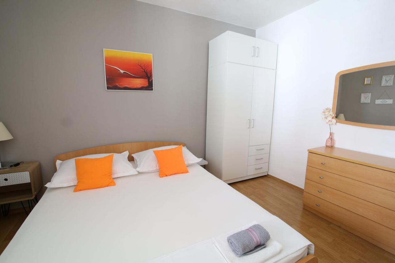 Apartment Bili-Sea View Apartment In The Center Makarska Buitenkant foto