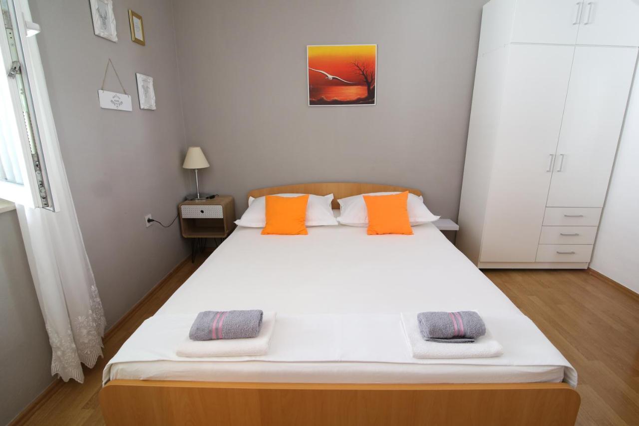 Apartment Bili-Sea View Apartment In The Center Makarska Buitenkant foto