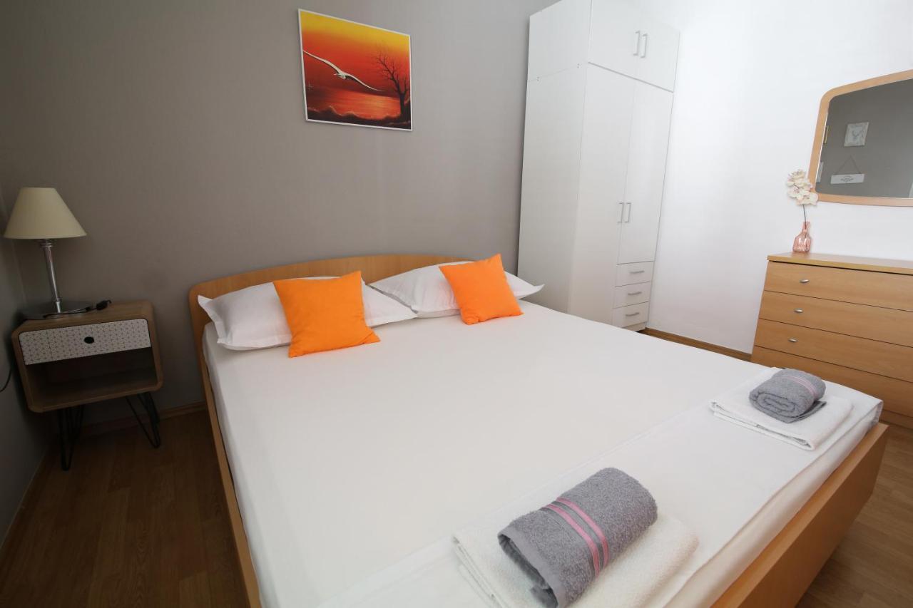 Apartment Bili-Sea View Apartment In The Center Makarska Buitenkant foto