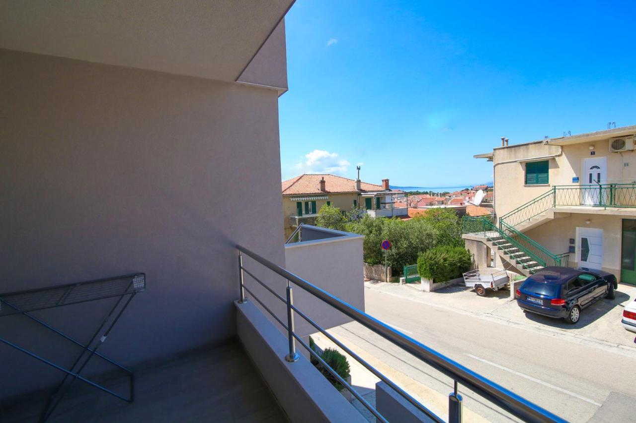 Apartment Bili-Sea View Apartment In The Center Makarska Buitenkant foto